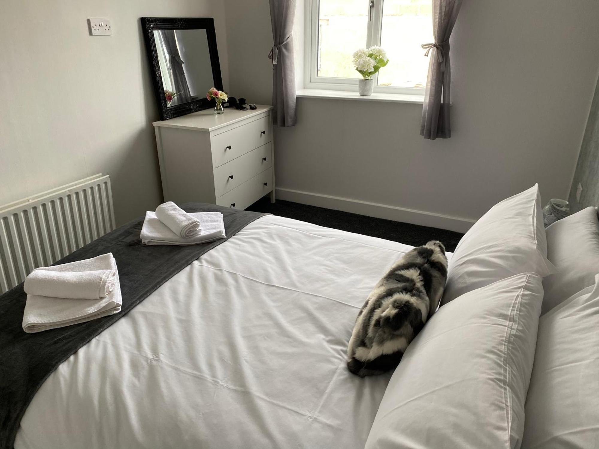 Mountain View Apartment Queensbury ภายนอก รูปภาพ