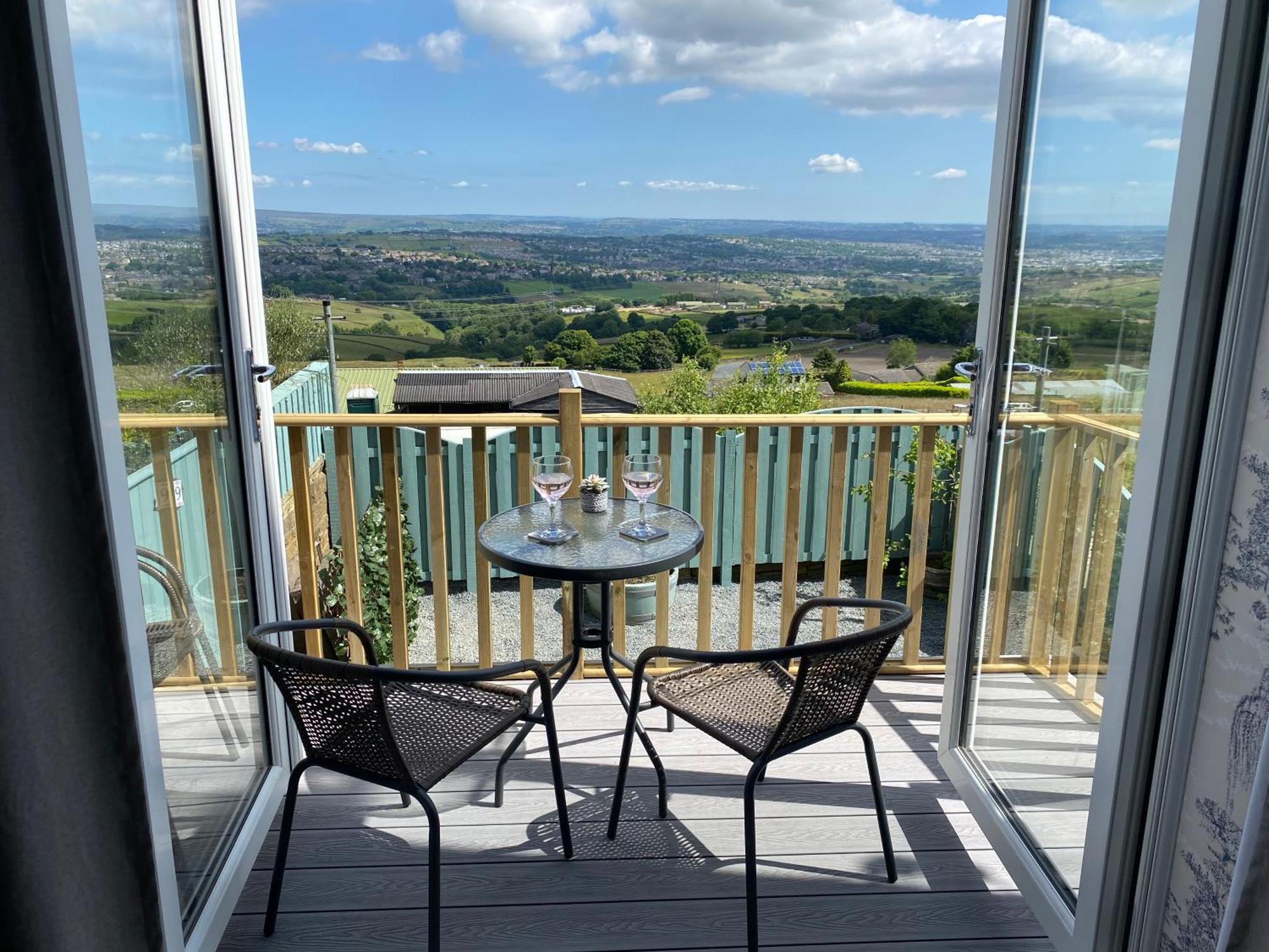 Mountain View Apartment Queensbury ภายนอก รูปภาพ