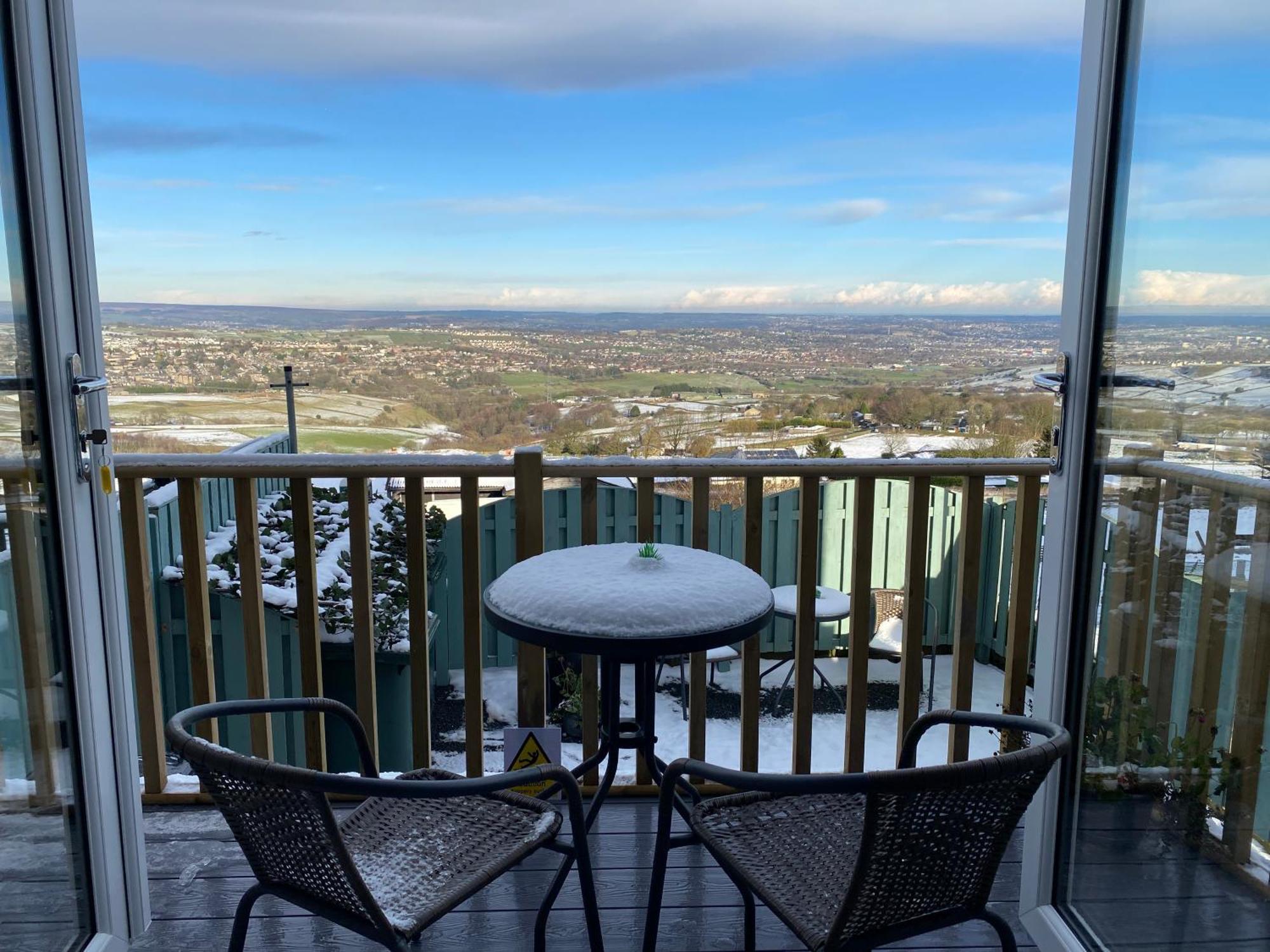Mountain View Apartment Queensbury ภายนอก รูปภาพ